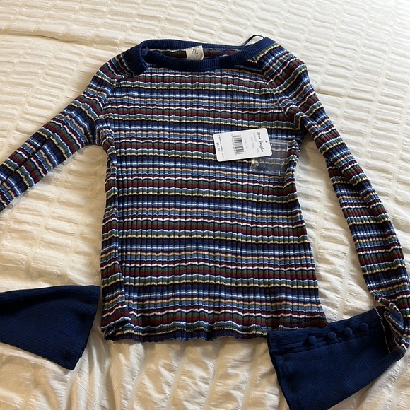 Free People Donna striped t-shirt with button sleeve NWT ✨ - Picture 4 of 6